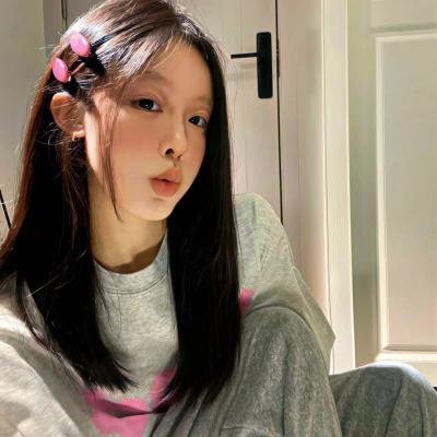 春色无边脂粉阵